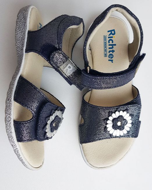 Summer sandals for girls